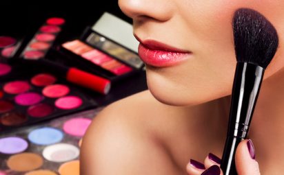 How to choose blush is essential for getting a bright healthy flush to your face.