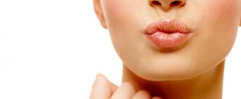 Genius Ways to Avoid Cracked and Chapped Lips