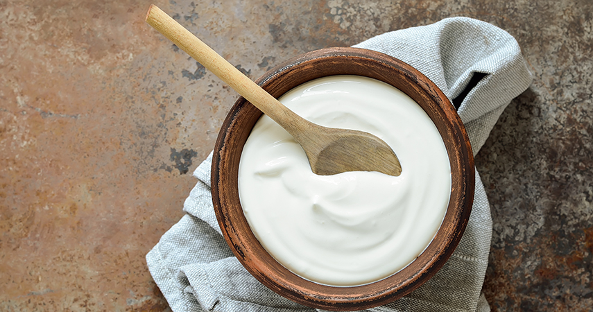 Yoghurt is a common ingredient in DIY hair masks