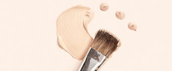 How to Pick the Right Foundation for Your Dry Skin