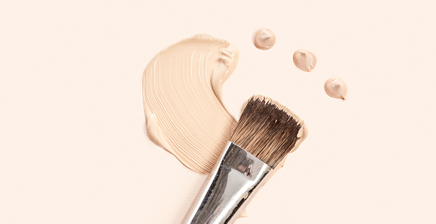 Liquid foundation makeup and brush