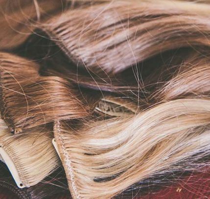 Tips and Tricks on How to Put in Clip-In Hair Extensions Clip-in hair extensions