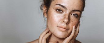 Get a Dewy Glow, With or Without Makeup
