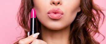 How to Choose the Right Lipstick Color for Your Skin Tone